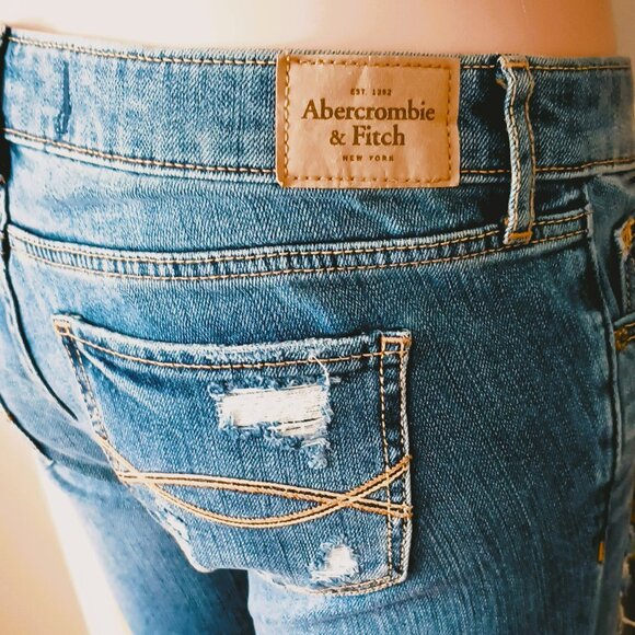 Abercrombie & Fitch Distressed Skinny Jeans 2 Embellished Low Rise Pants - Picture 5 of 14